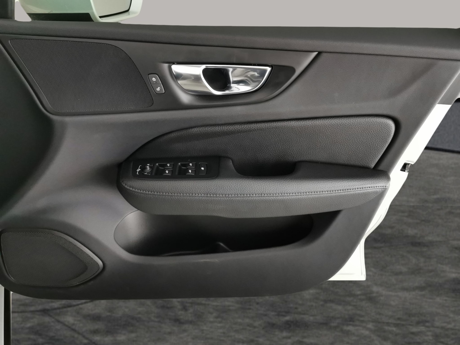 Used Volvo V60 2022 for sale - 76931932: Photo 33