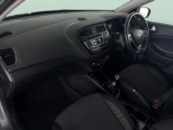 Used Hyundai i20 2017 for sale - 75398009: Photo
