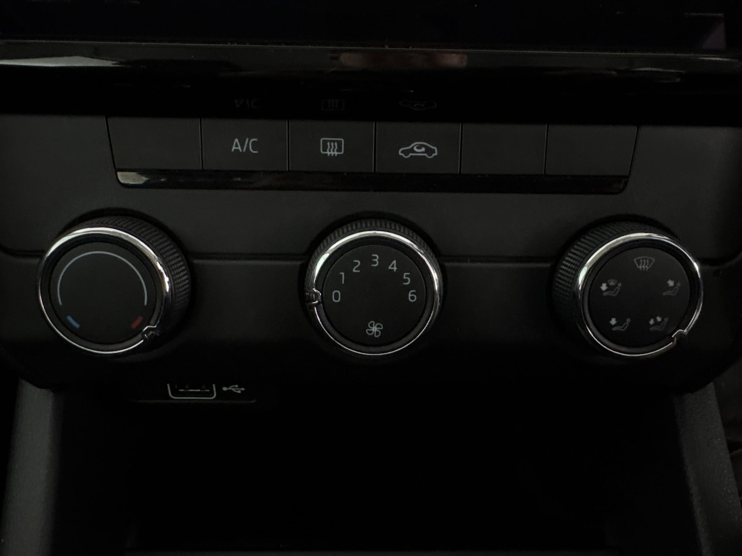 Used Skoda Octavia 2019 for sale - 77888129: Photo 17