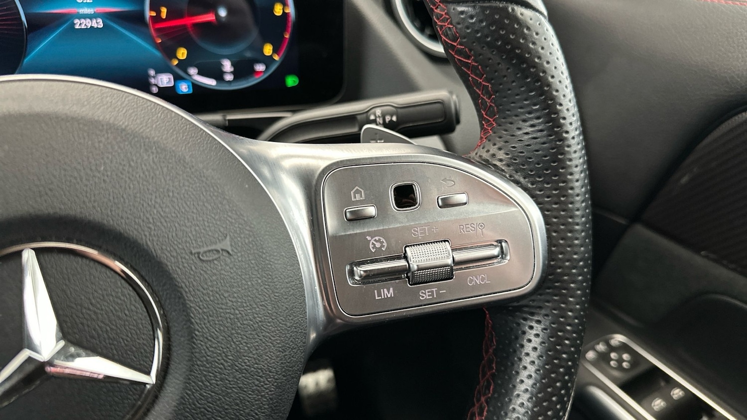 Used Mercedes-Benz GLA 2022 for sale - 76627657: Photo 23