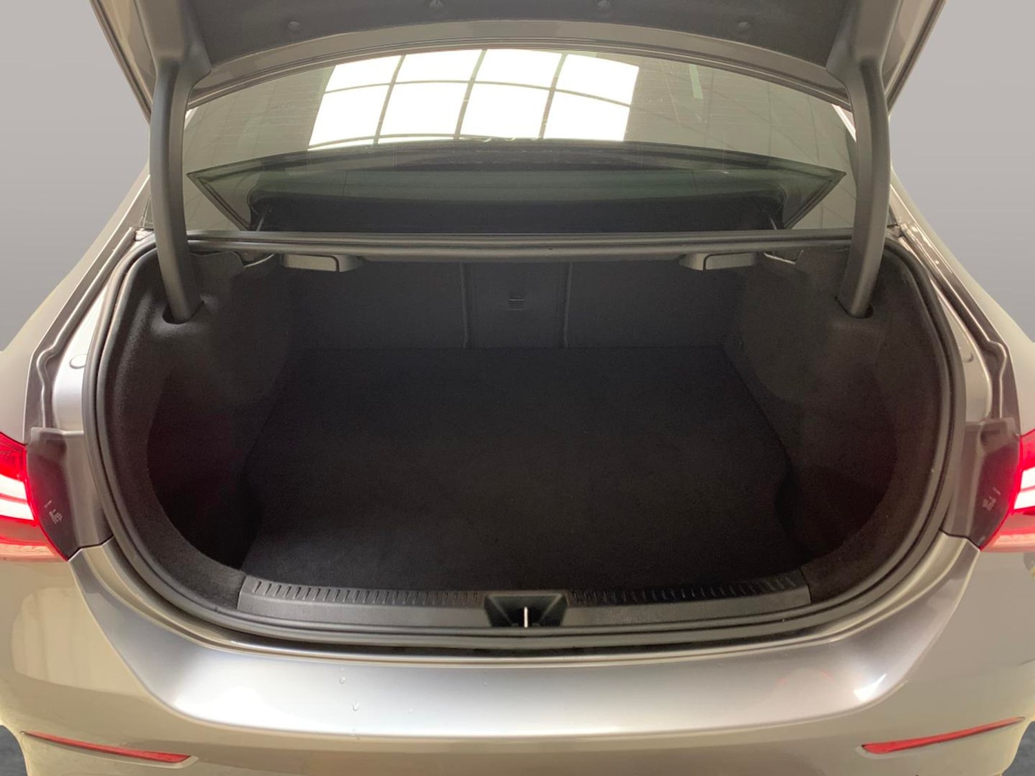 Used Mercedes-Benz A-Class 2022 for sale - 76623875: Photo 35