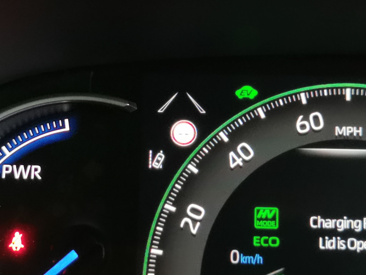 Used Toyota RAV4 2021 for sale - 76851510: Photo 25