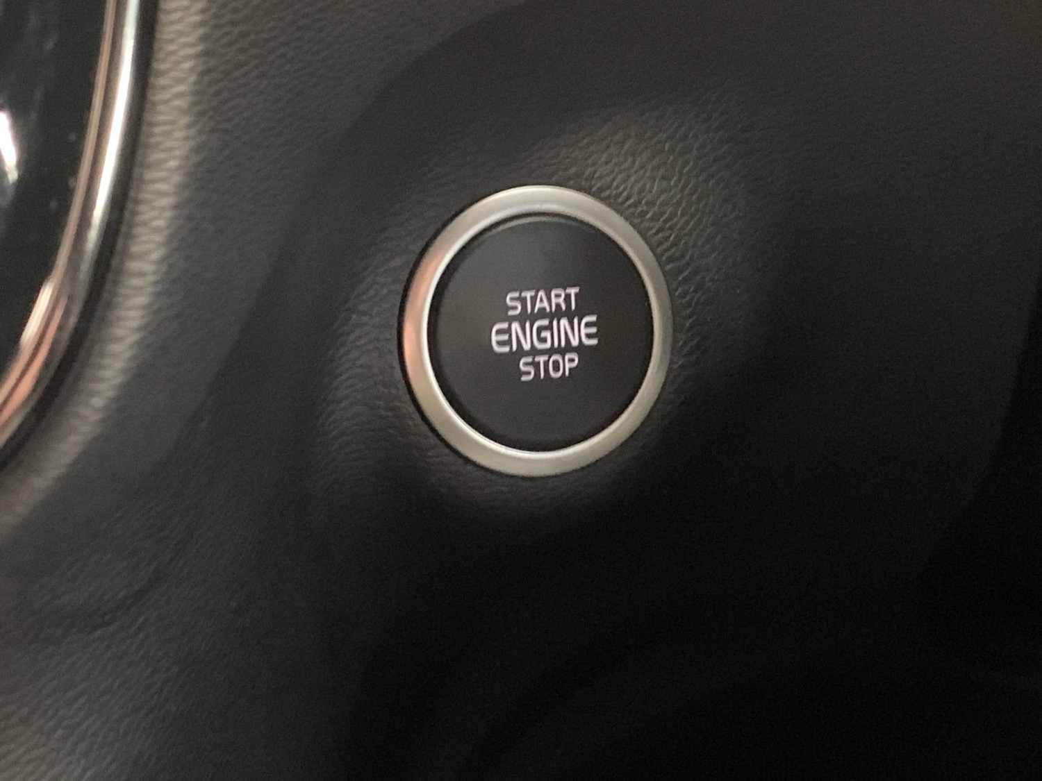 Used Volvo XC40 2021 for sale - 76842438: Photo 16