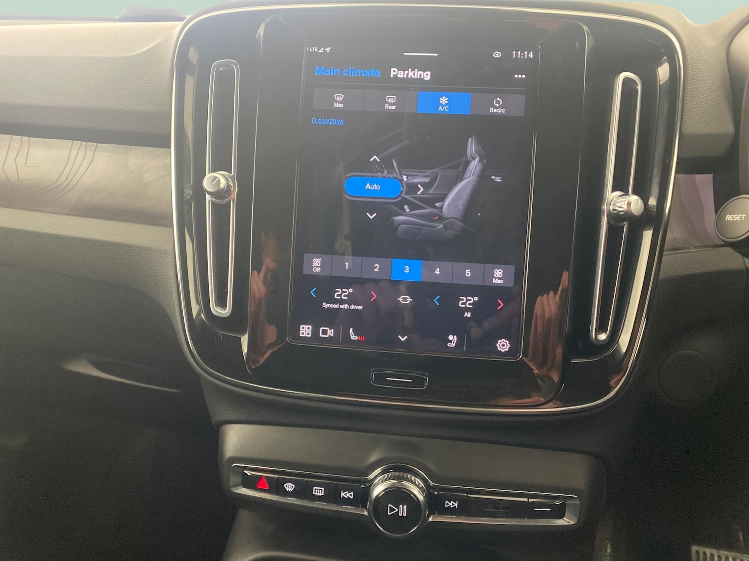 Used Volvo XC40 2022 for sale - 77570440: Photo 17