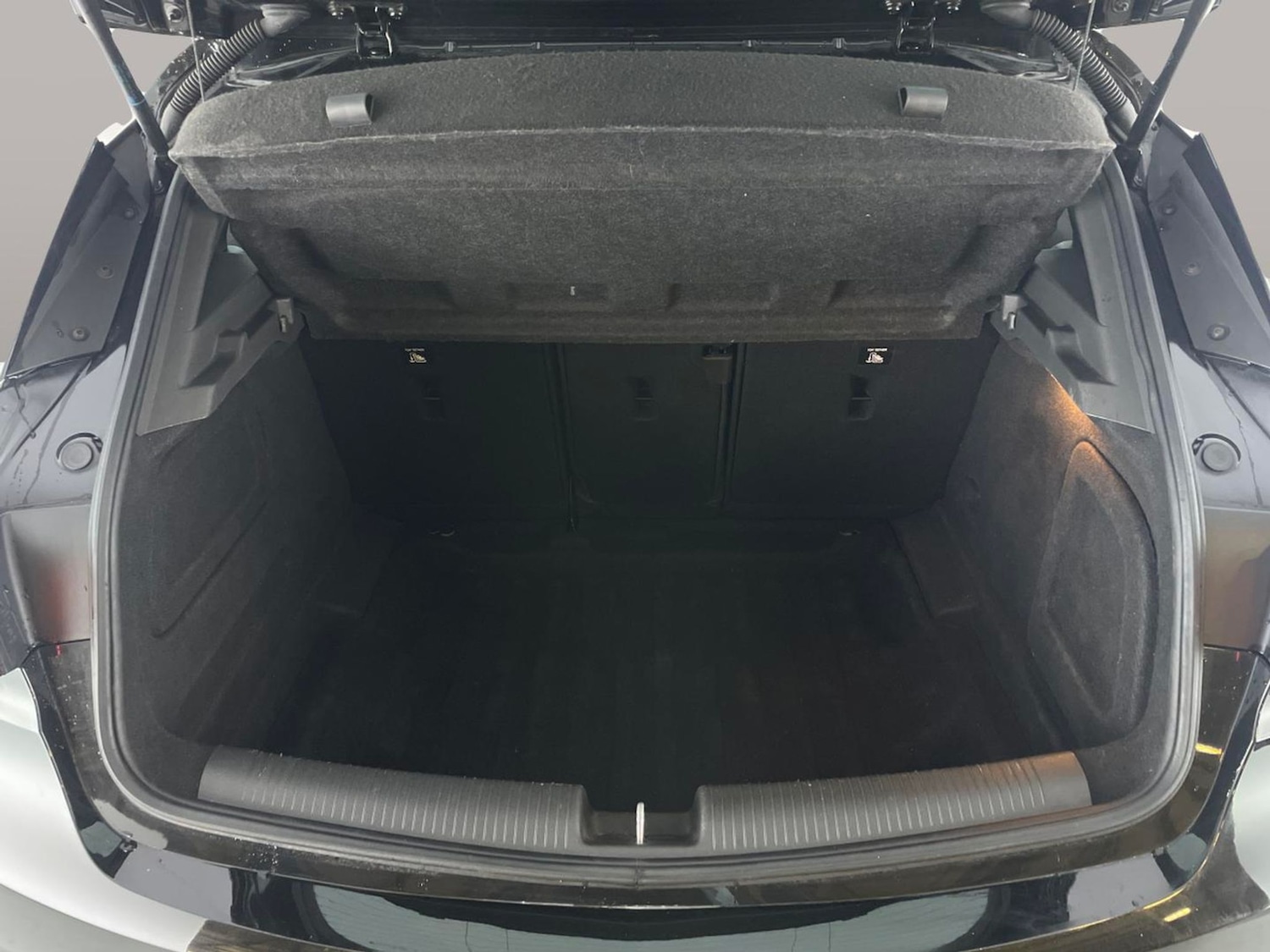 Used Vauxhall Astra for sale - 76141249: Photo 44