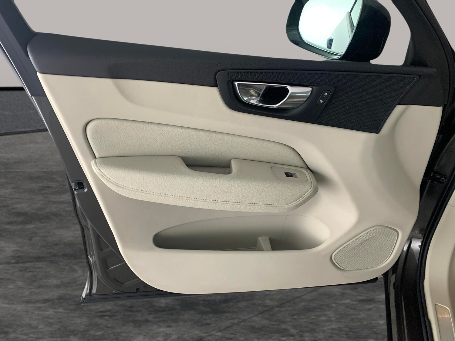 Used Volvo XC60 2020 for sale - 76467553: Photo 28