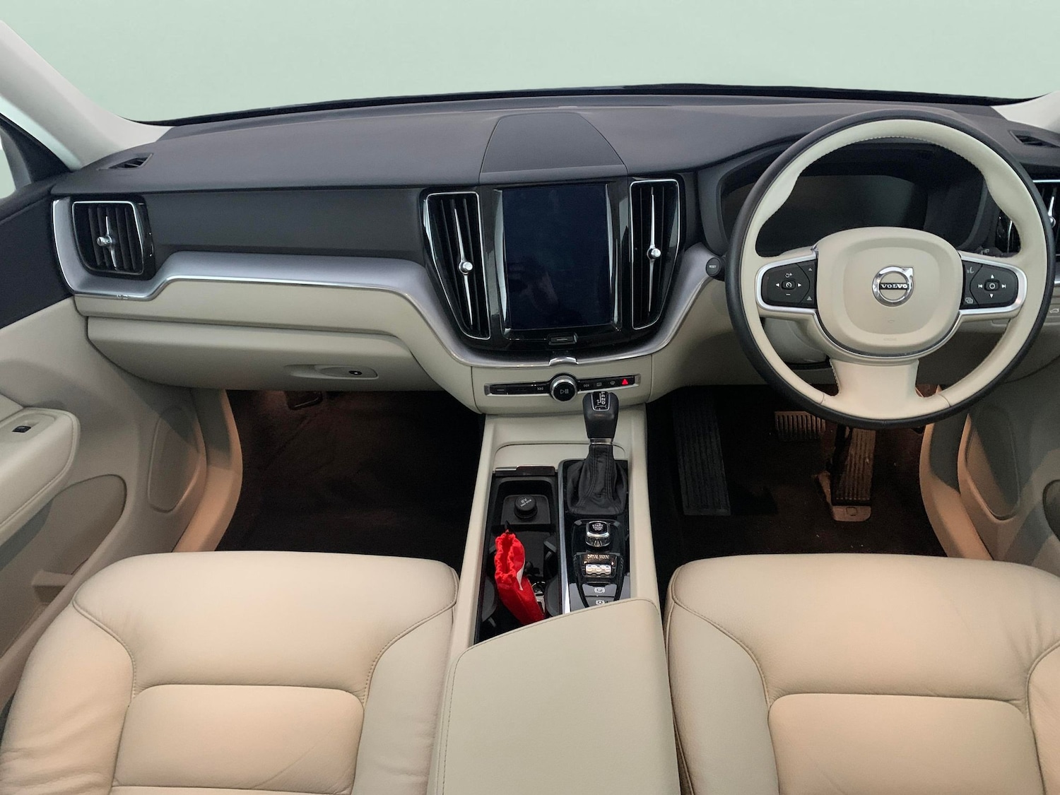 Used Volvo XC60 2020 for sale - 76467553: Photo 4