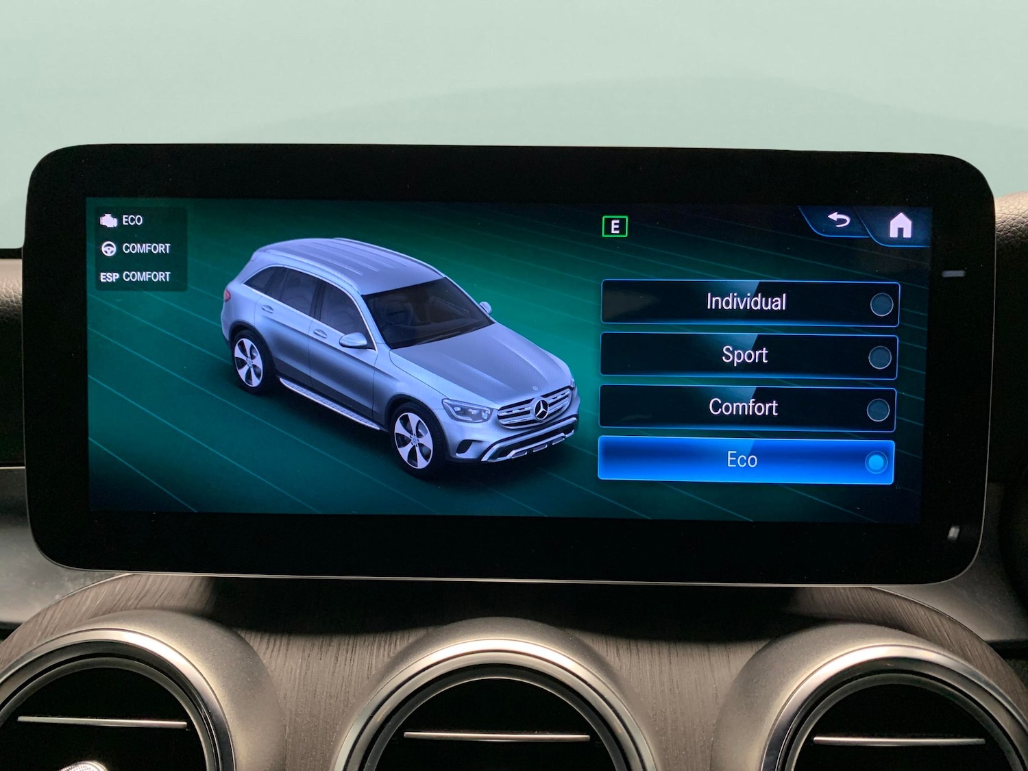 Used Mercedes-Benz GLC 2020 for sale - 76745648: Photo 15