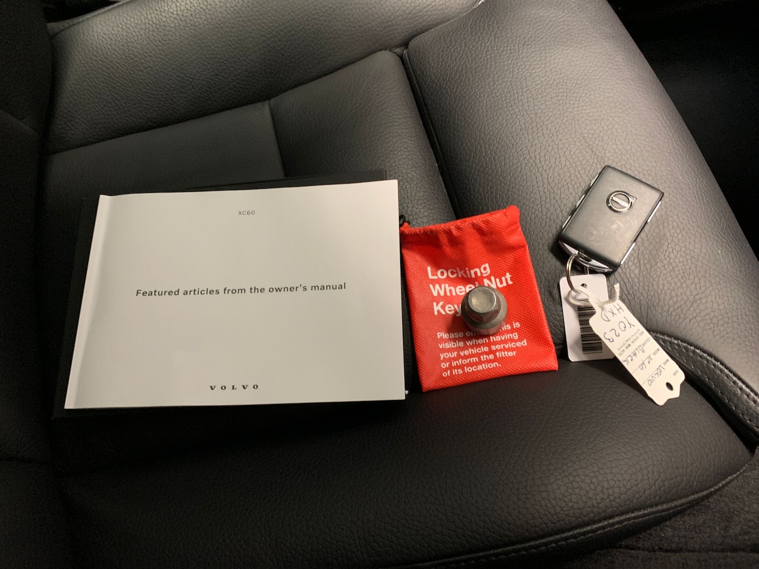 Used Volvo XC60 2023 for sale - 77053064: Photo 30