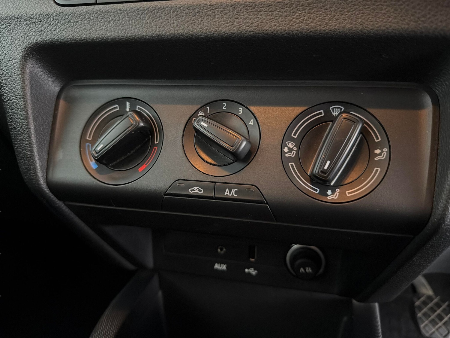 Used Skoda Fabia 2018 for sale - 77088029: Photo 18