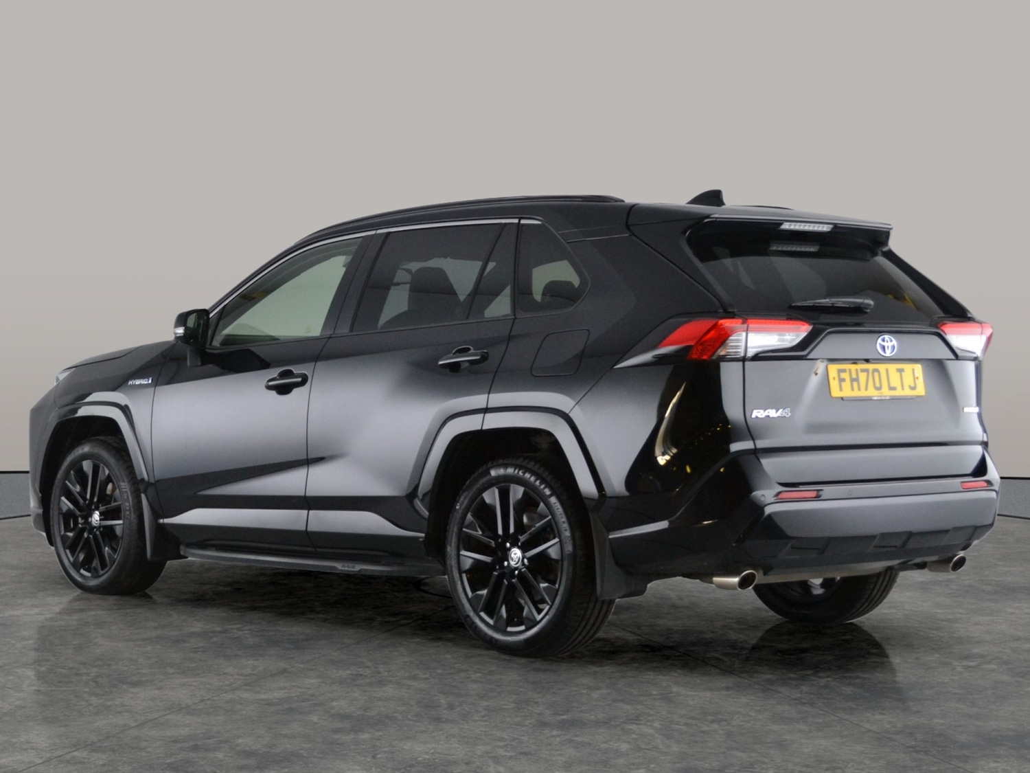 Used Toyota RAV4 2021 for sale - 76980391: Photo 8