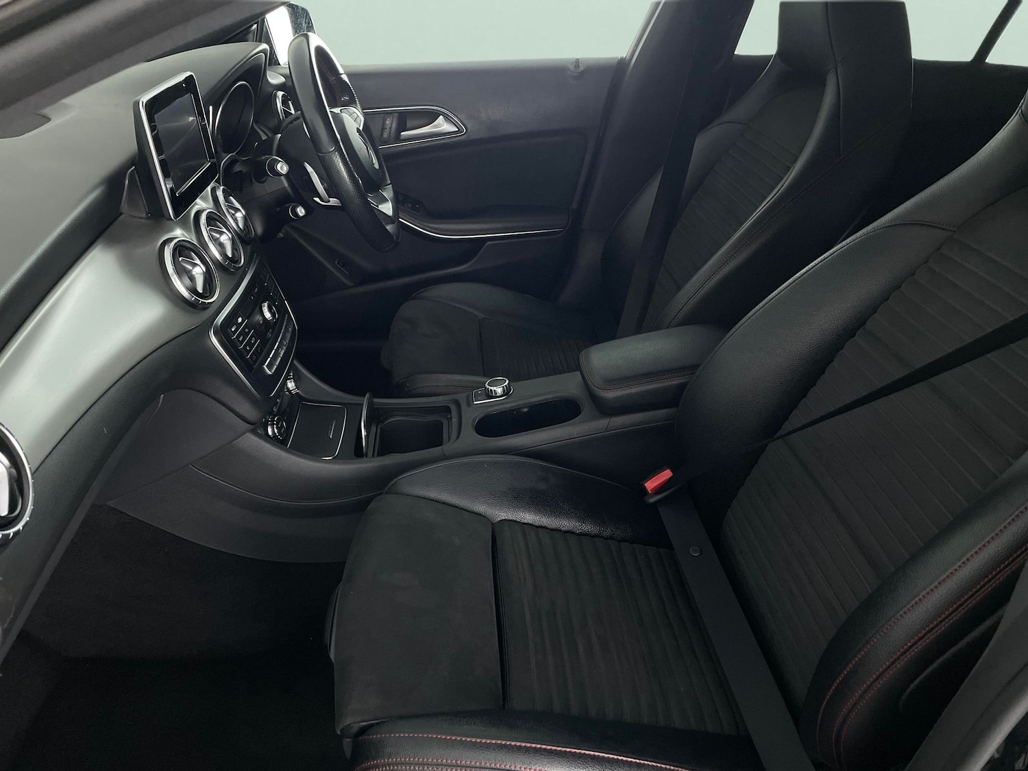 Used Mercedes-Benz CLA 2018 for sale - 77225592: Photo 4