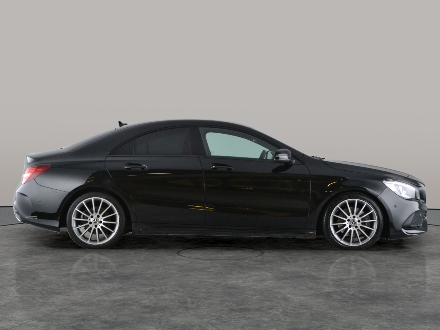 Used Mercedes-Benz CLA 2018 for sale - 77225592: Photo 9