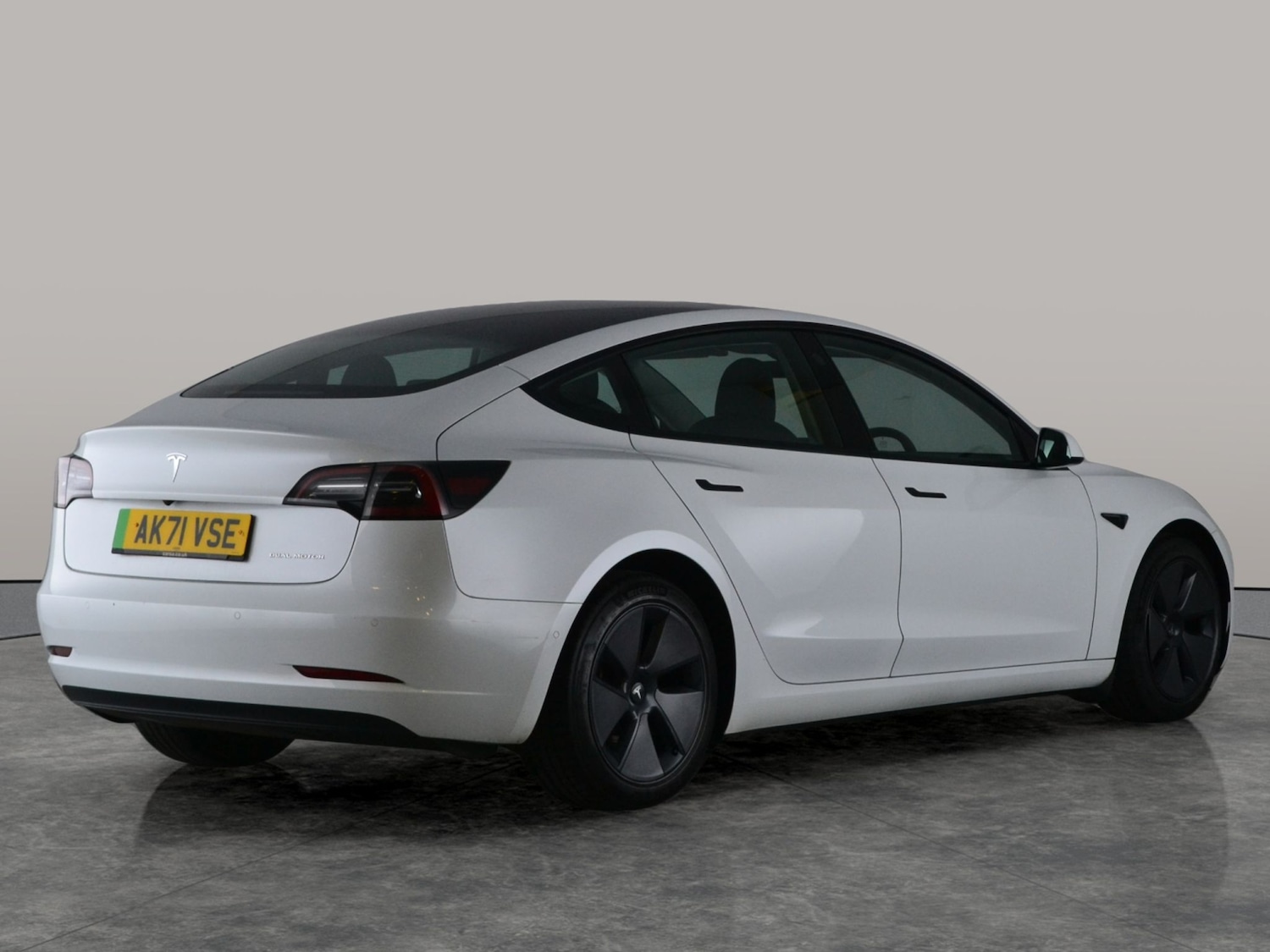 Used Tesla Model 3 2021 for sale - 78218470: Photo 11