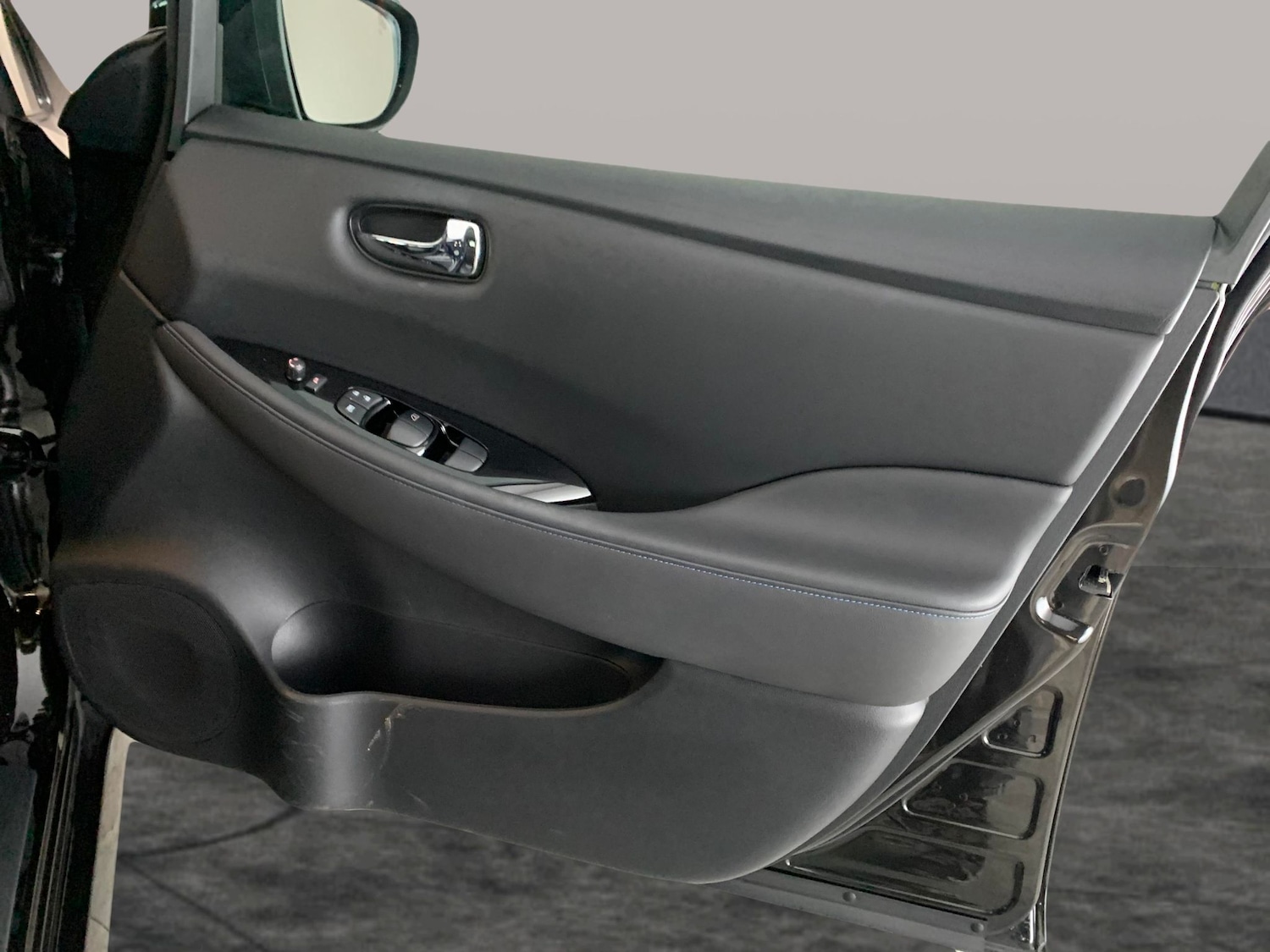 Used Nissan Leaf 2022 for sale - 76502082: Photo 34