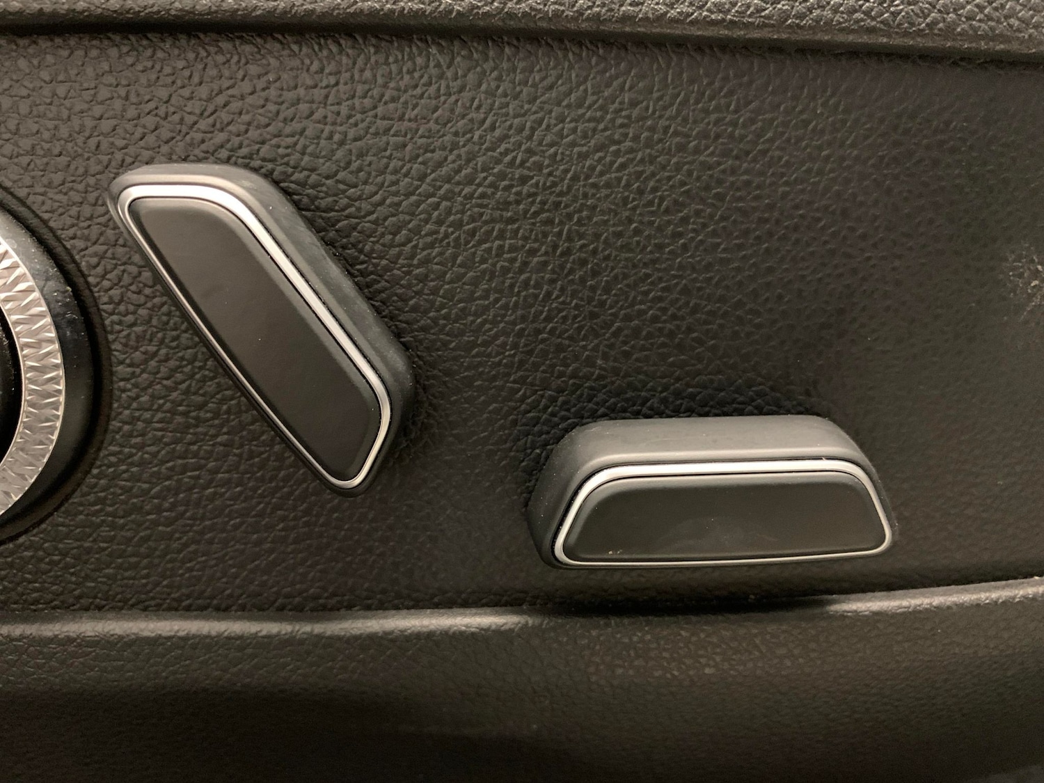 Used Genesis GV60 2022 for sale - 76415555: Photo 22