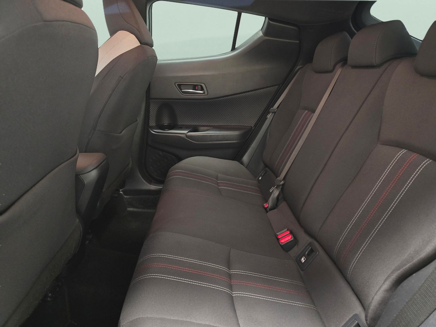 Used Toyota C-HR 2021 for sale - 76762965: Photo 28