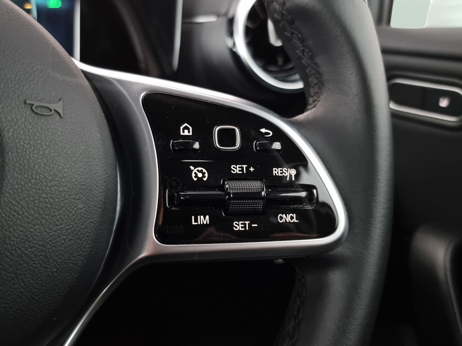 Used Mercedes-Benz A-Class 2021 for sale - 76318409: Photo 24