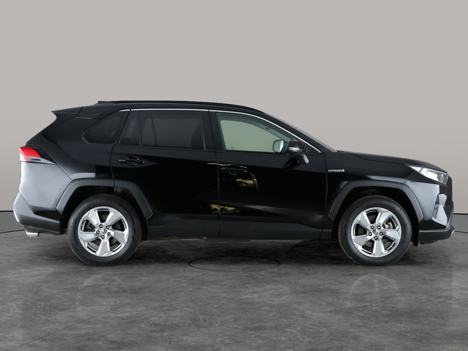 Used Toyota RAV4 2020 for sale - 76162450: Photo 11