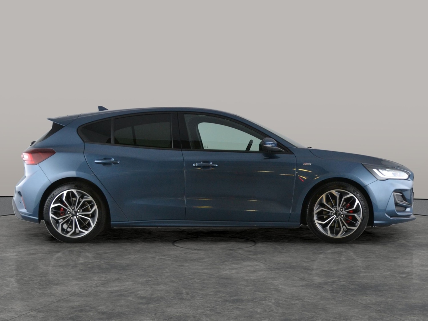 Used Ford Focus 2023 for sale - 76450135: Photo 14