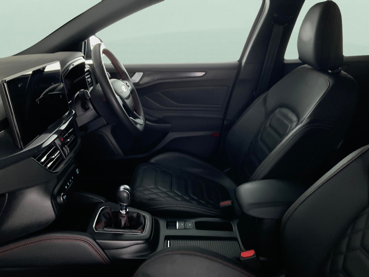 Used Ford Focus 2023 for sale - 76450135: Photo 4