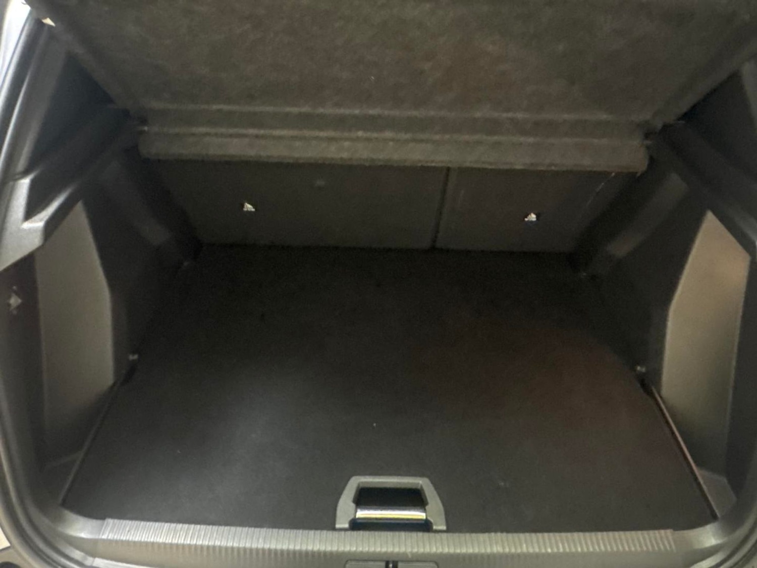 Used Peugeot 2008 2021 for sale - 76969512: Photo 35