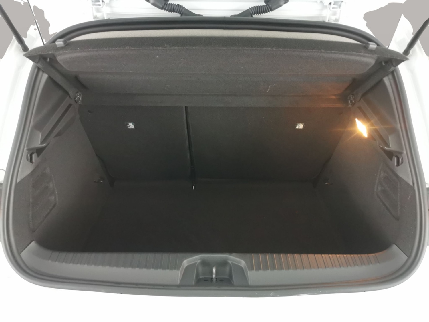 Used Renault Clio 2023 for sale - 76445172: Photo 38