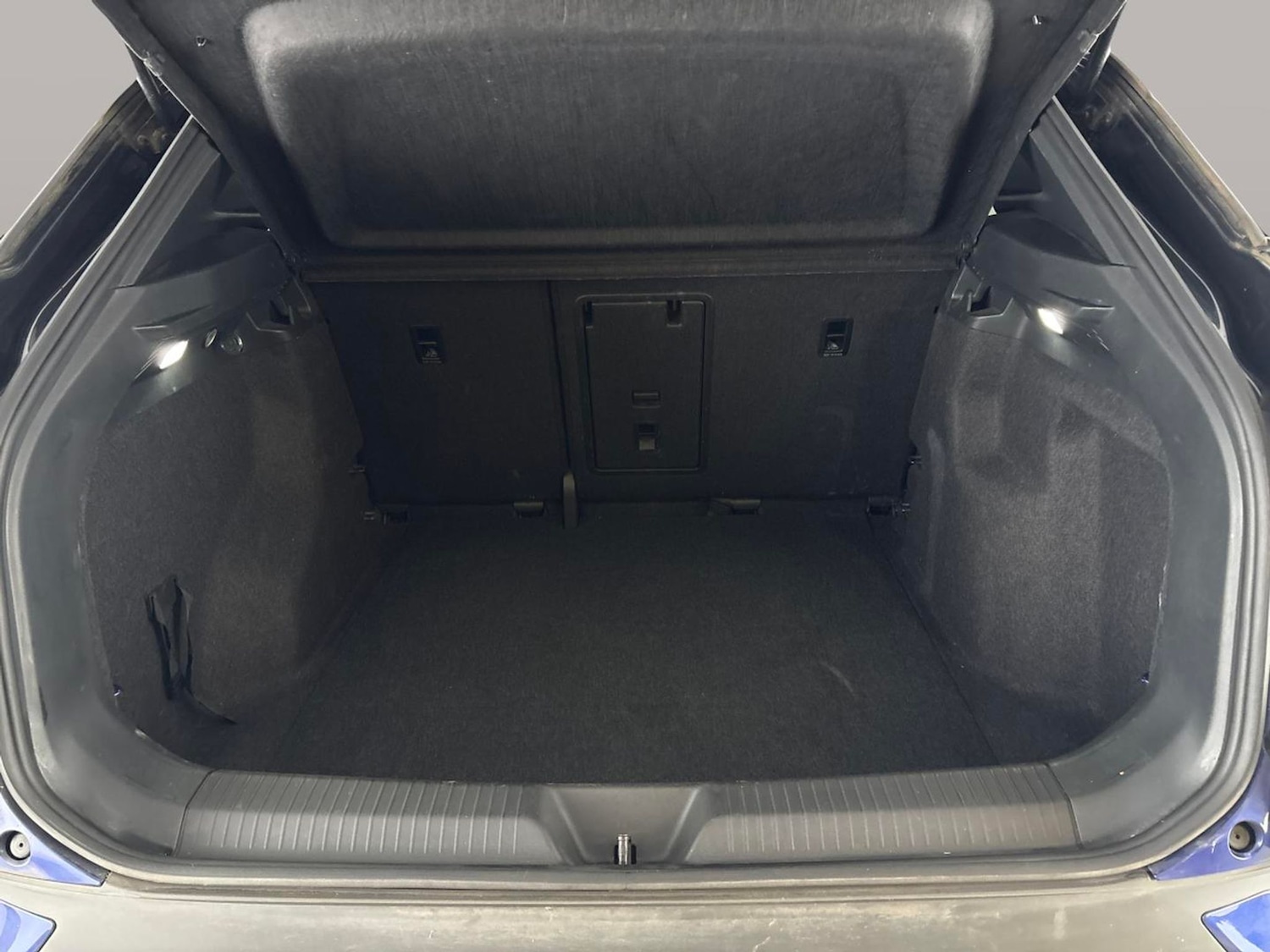 Used Volkswagen ID.4 2021 for sale - 77221505: Photo 35