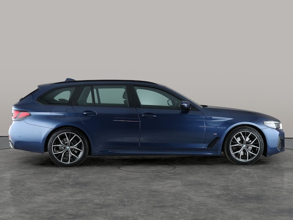 Used BMW 5 Series 2023 for sale - 76207212: Photo 12