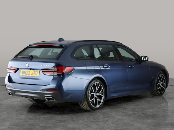 Used BMW 5 Series 2023 for sale - 76207212: Photo 13