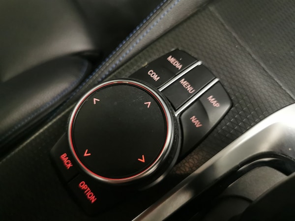 Used BMW 5 Series 2023 for sale - 76207212: Photo 27