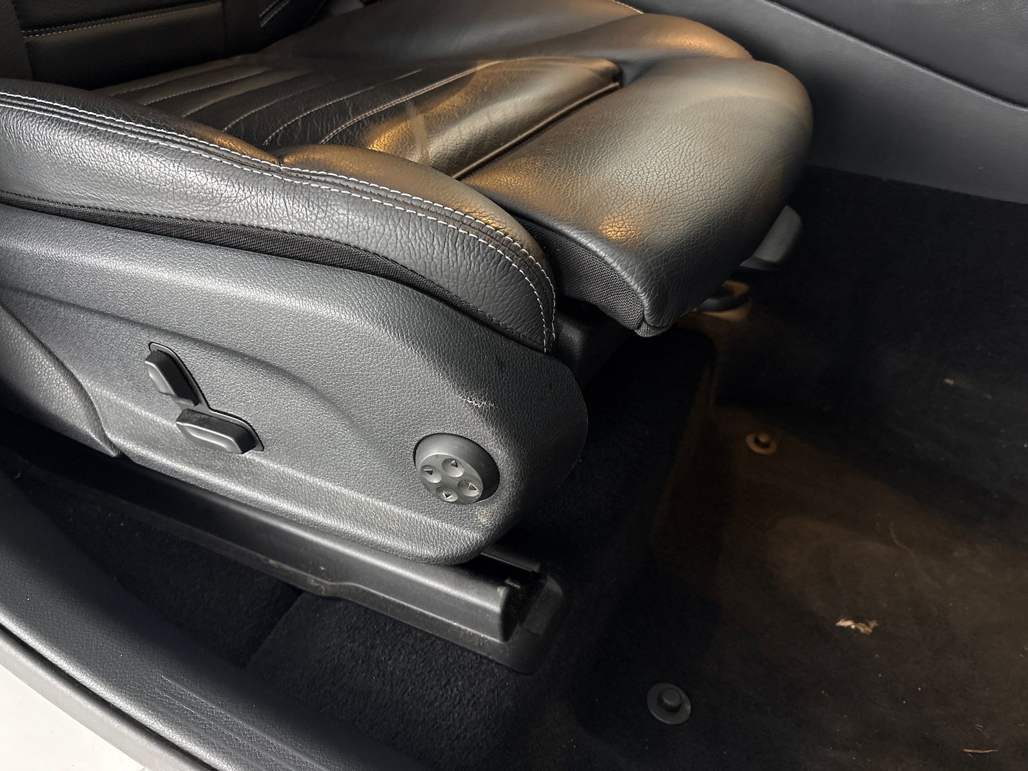 Used Mercedes-Benz EQC 2021 for sale - 78095626: Photo 31