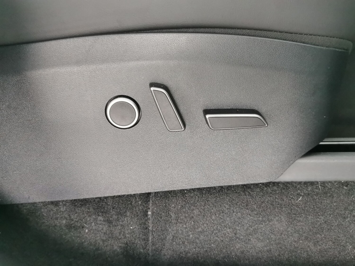 Used Tesla Model Y 2024 for sale - 77591115: Photo 17