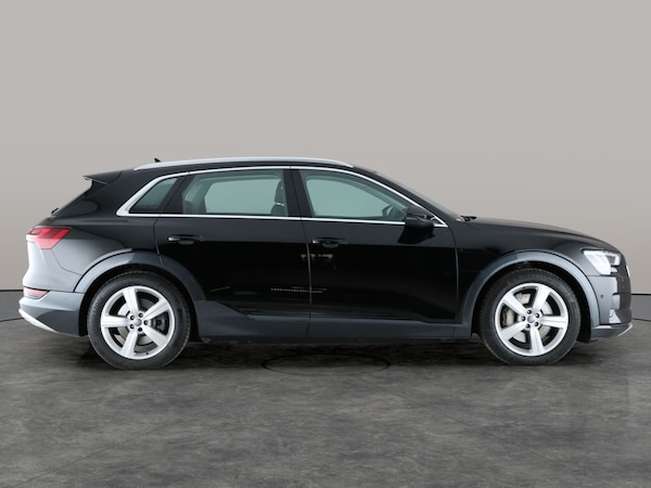 Used Audi e-tron 2020 for sale - 76240806: Photo 12