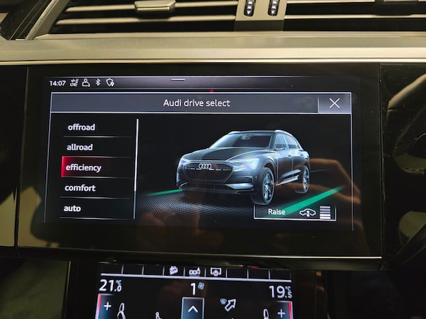 Used Audi e-tron 2020 for sale - 76240806: Photo 19