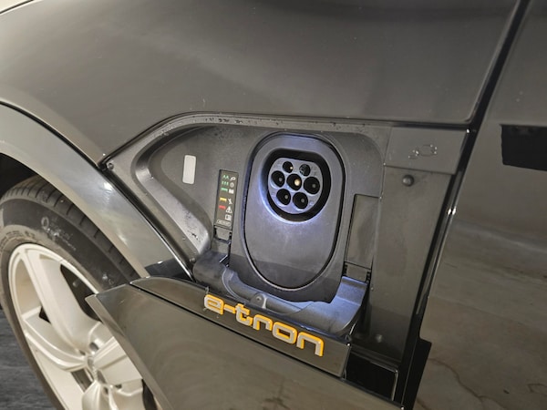Used Audi e-tron 2020 for sale - 76240806: Photo 37