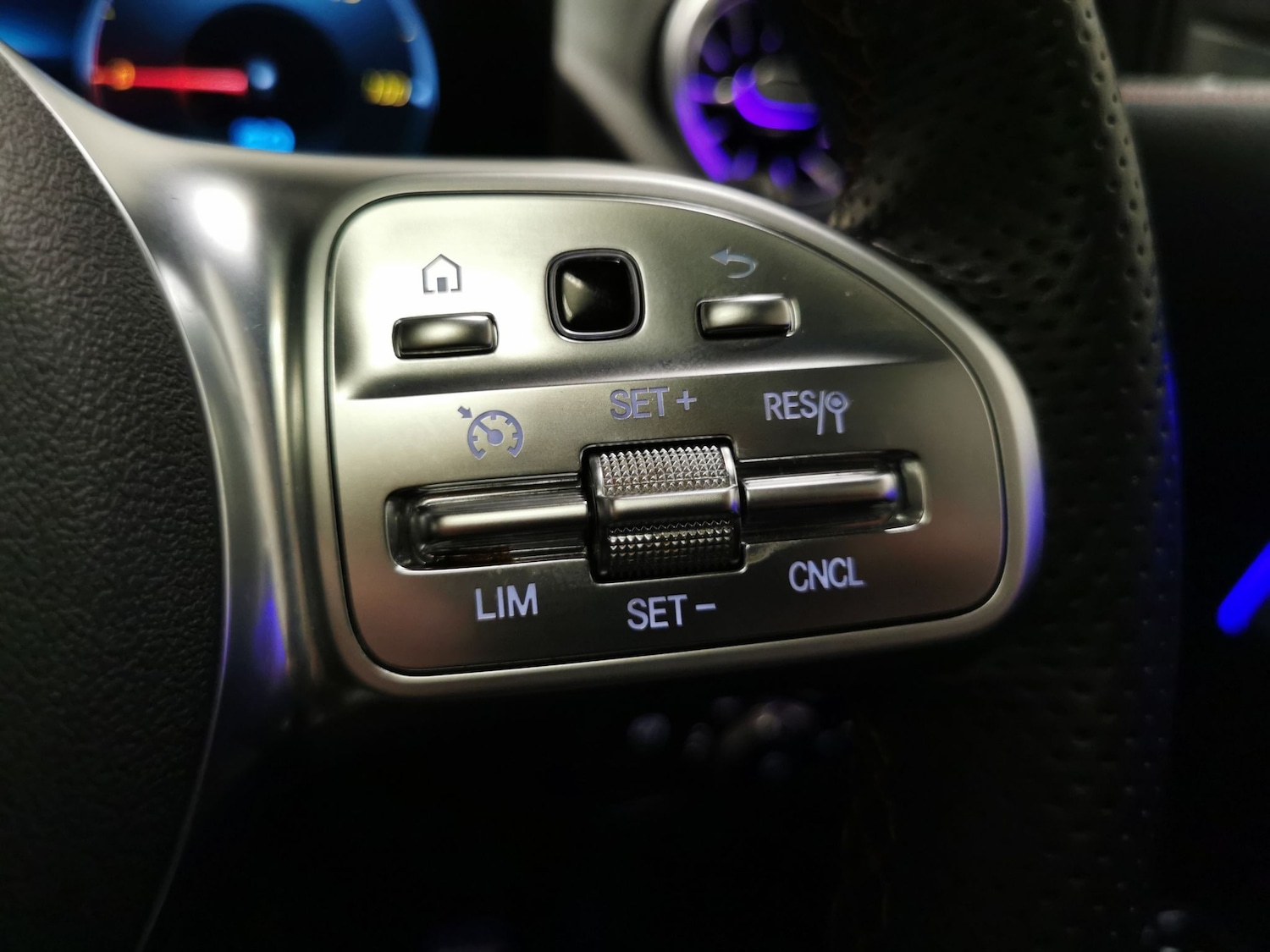 Used Mercedes-Benz EQA 2021 for sale - 76344784: Photo 31