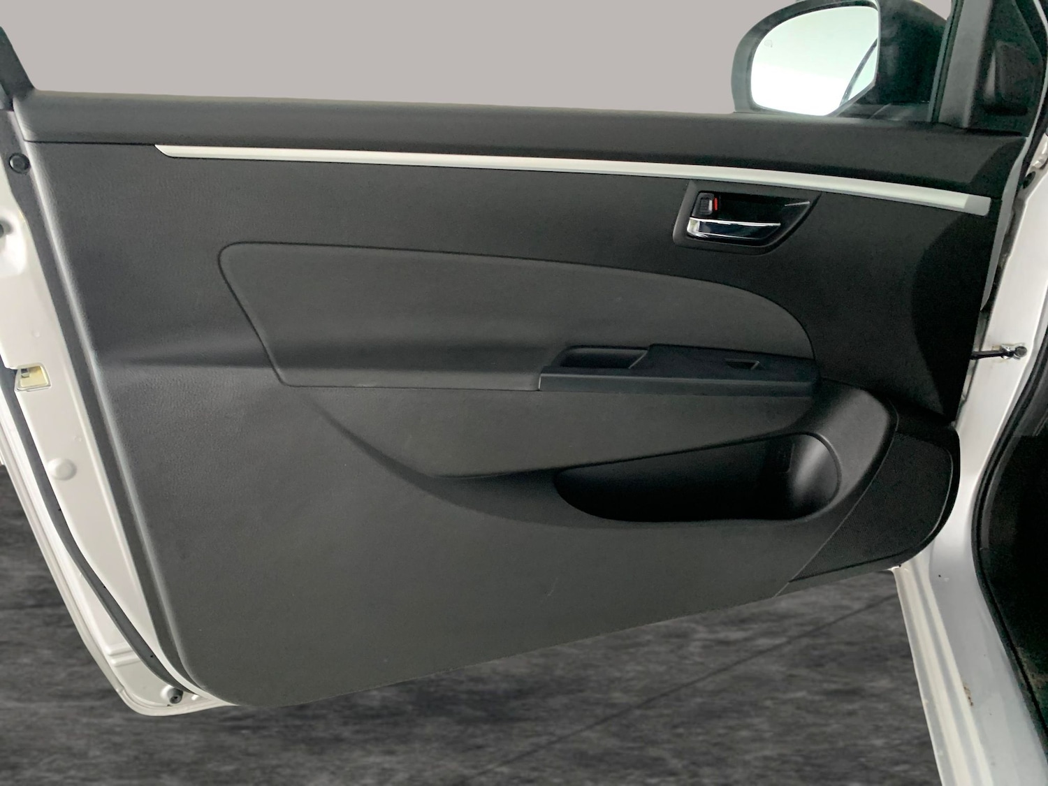 Used Suzuki Swift 2016 for sale - 76464159: Photo 30