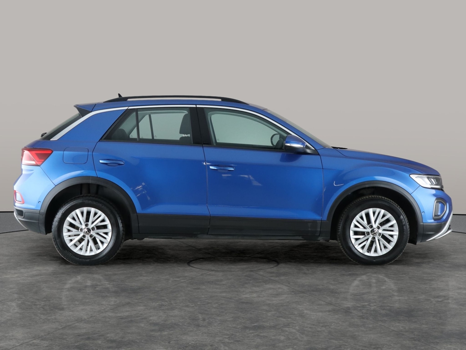 Used Volkswagen T-Roc 2022 for sale - 76554977: Photo 9