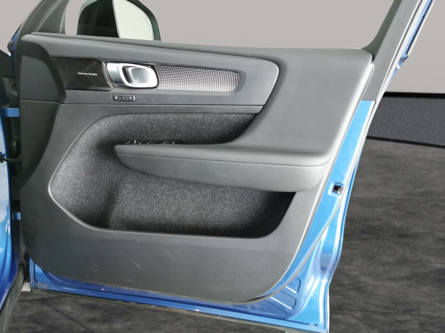 Used Volvo XC40 2021 for sale - 77159928: Photo 33