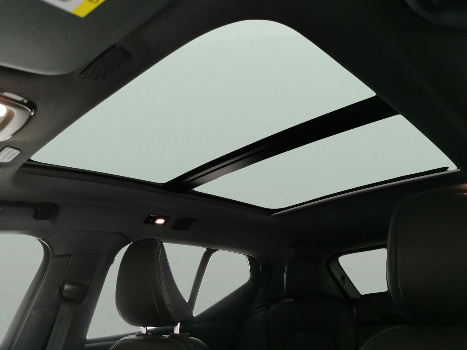 Used Volvo XC40 2021 for sale - 77159928: Photo 5