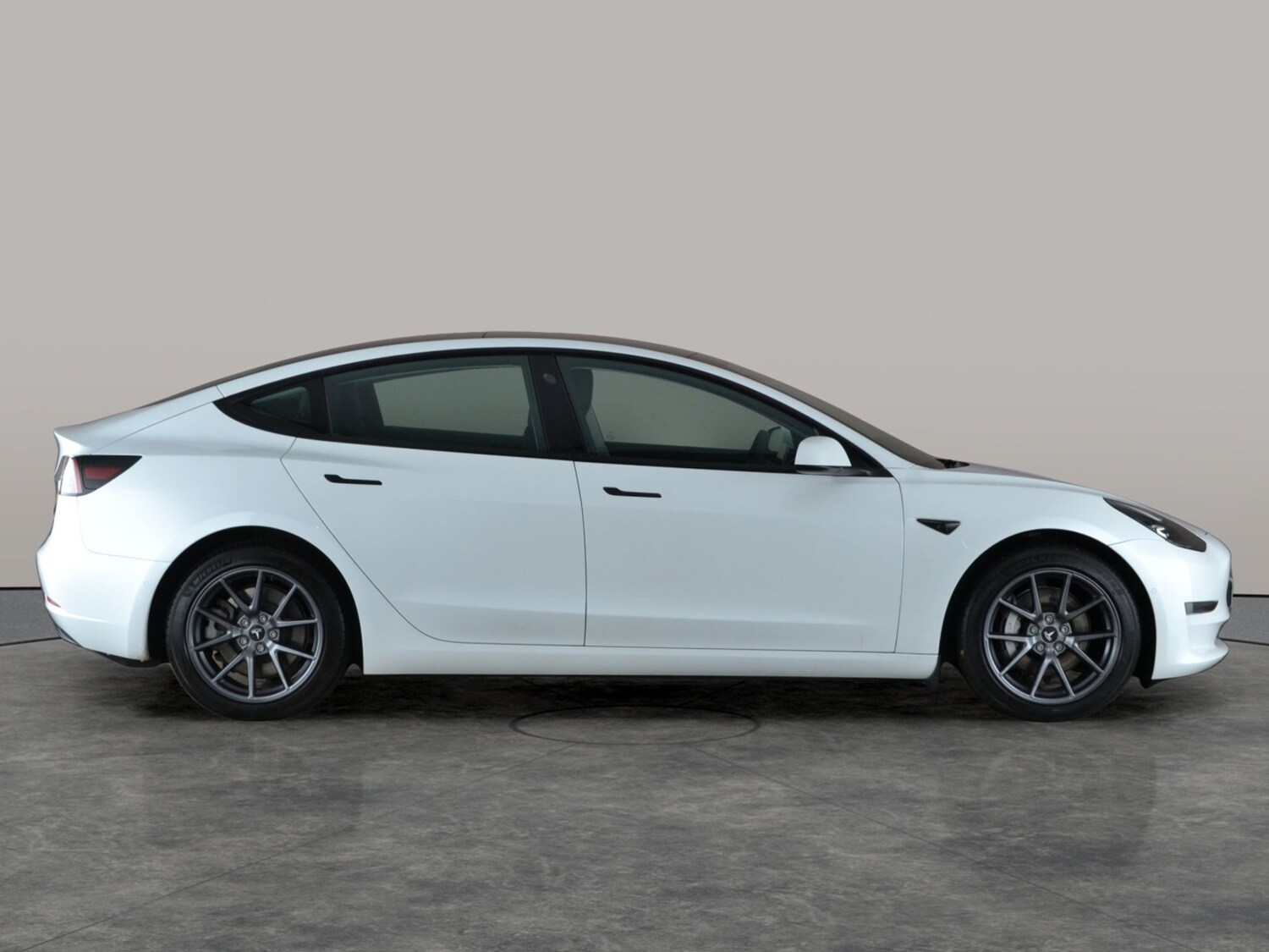 Used Tesla Model 3 2021 for sale - 77720803: Photo 11