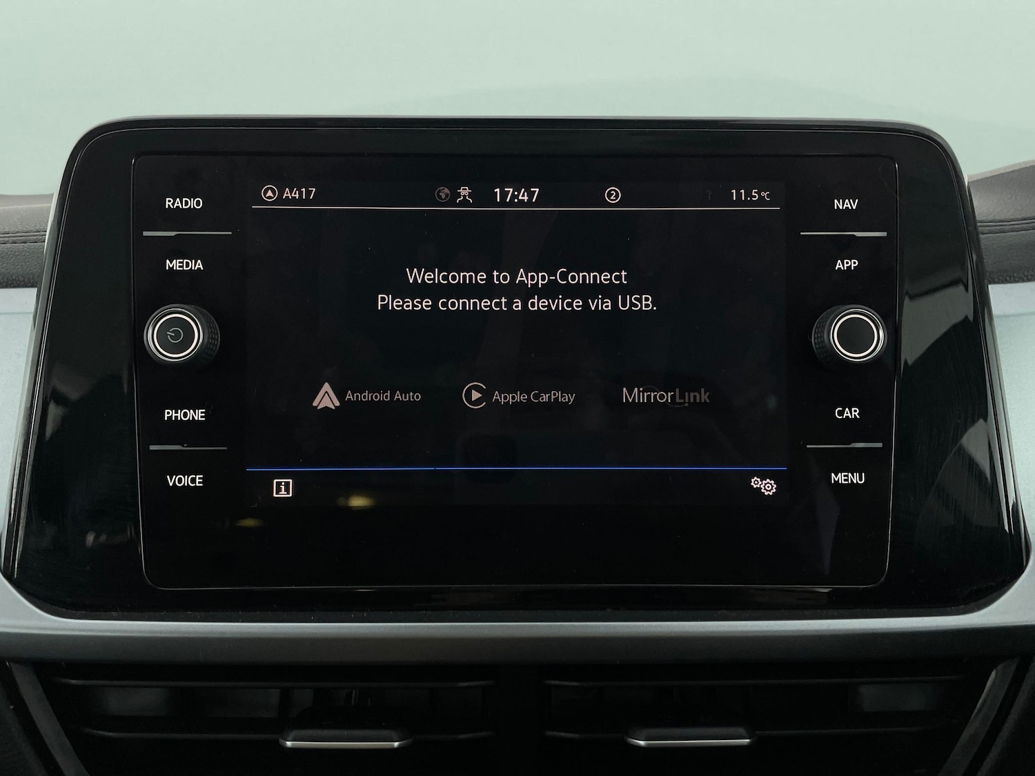 Used Volkswagen T-Roc 2022 for sale - 77068195: Photo 14