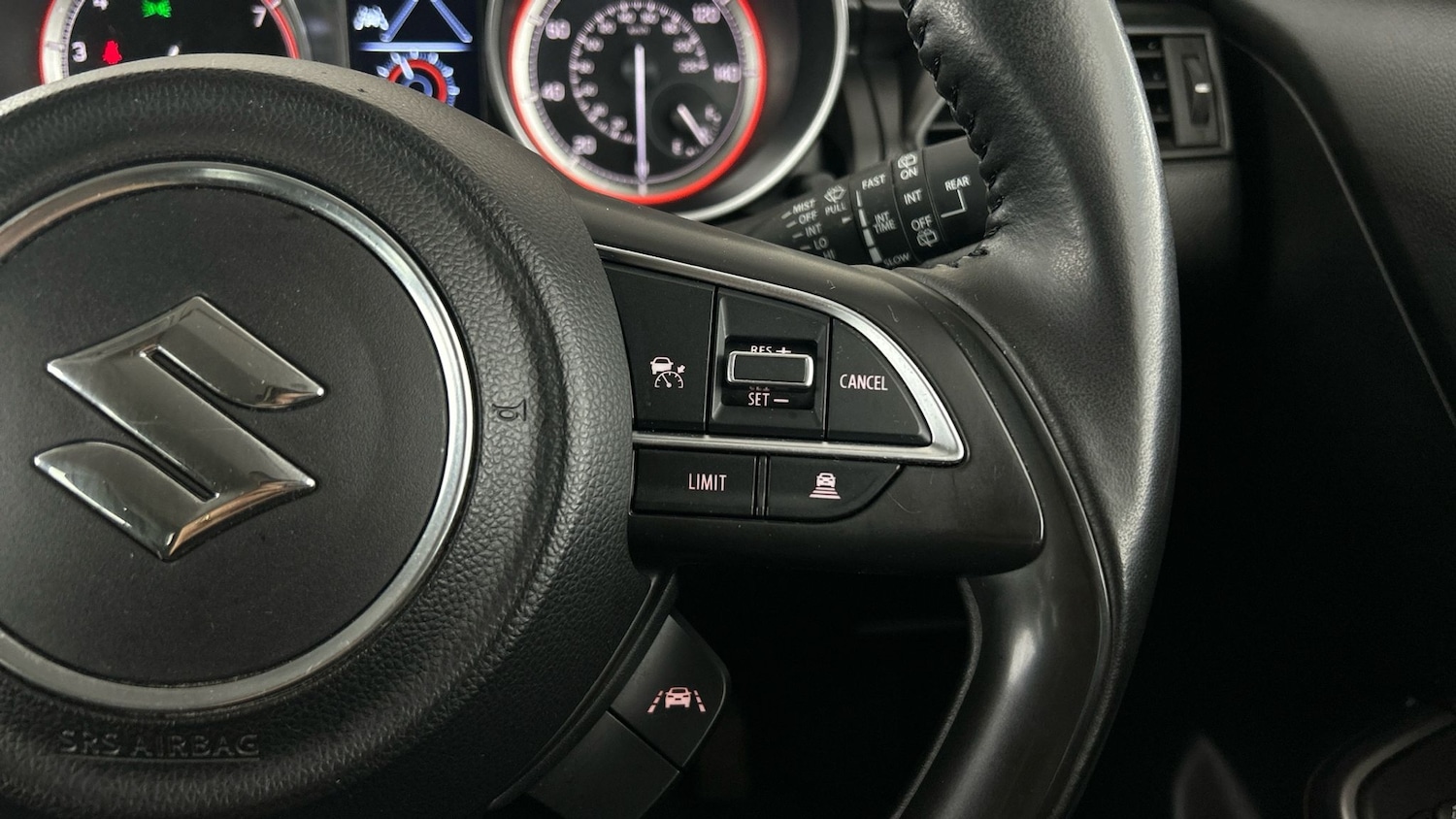 Used Suzuki Swift 2022 for sale - 76668574: Photo 21