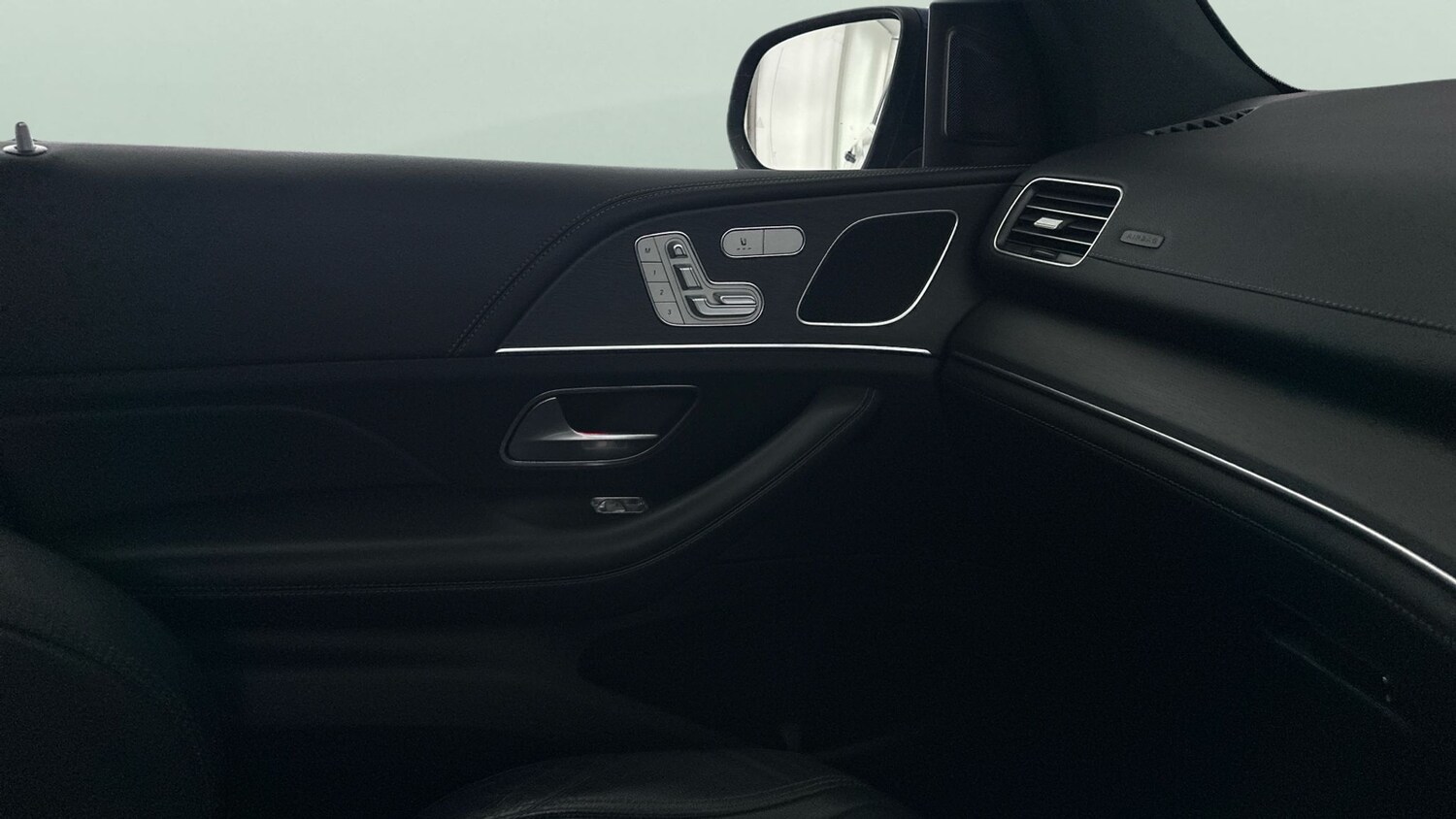 Used Mercedes-Benz GLE 2020 for sale - 77676002: Photo 32