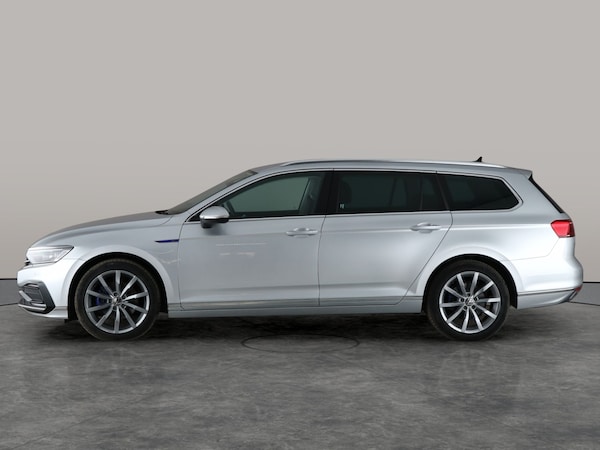 Used Volkswagen Passat 2020 for sale - 76303169: Photo 16