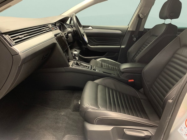 Used Volkswagen Passat 2020 for sale - 76303169: Photo 4
