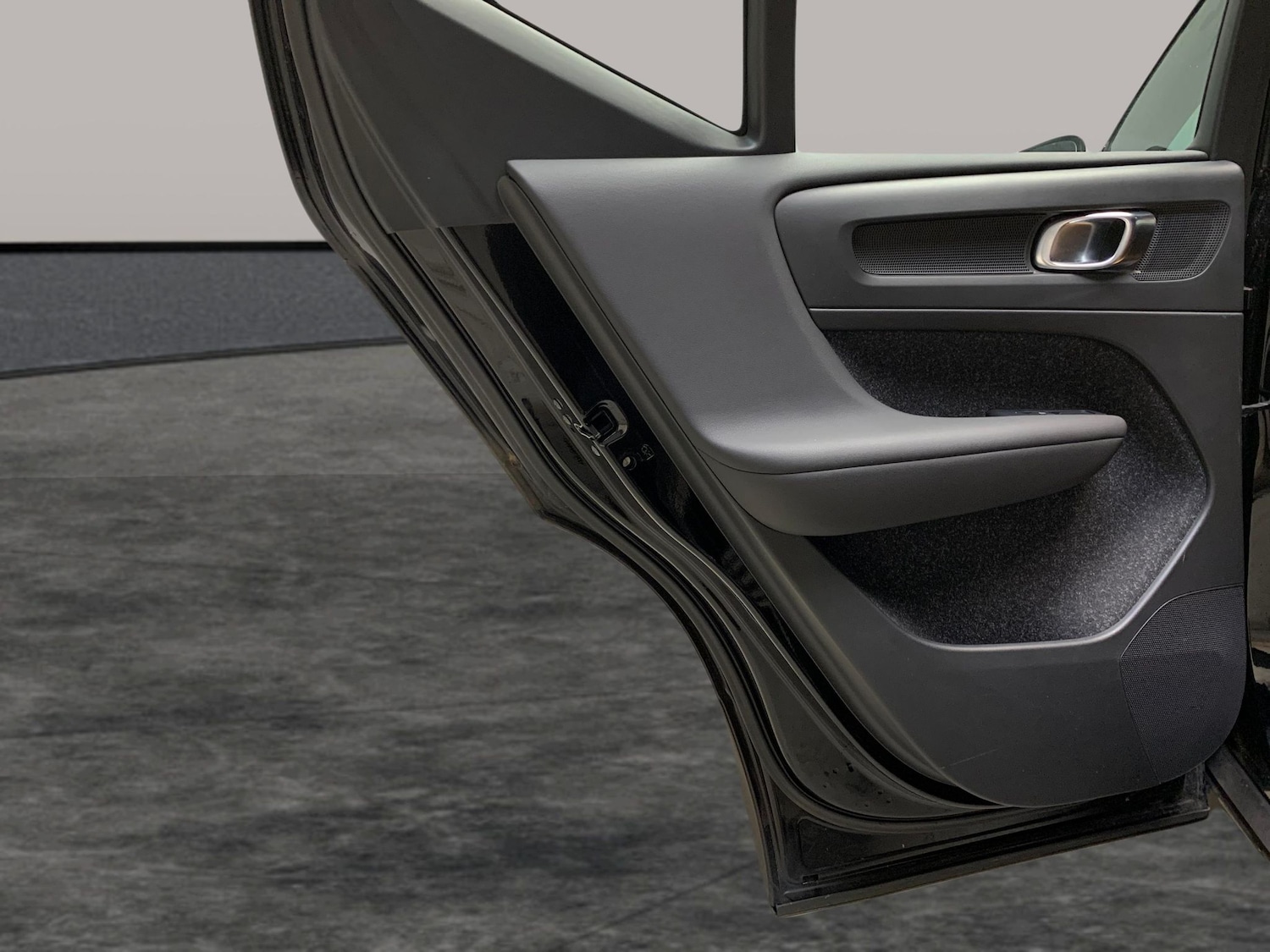 Used Volvo XC40 2020 for sale - 76390357: Photo 34