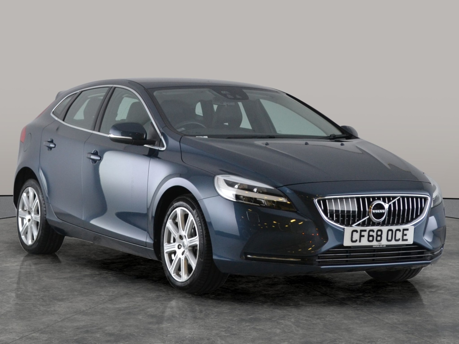 Used Volvo V40 2018 for sale - 77170847: Photo 13