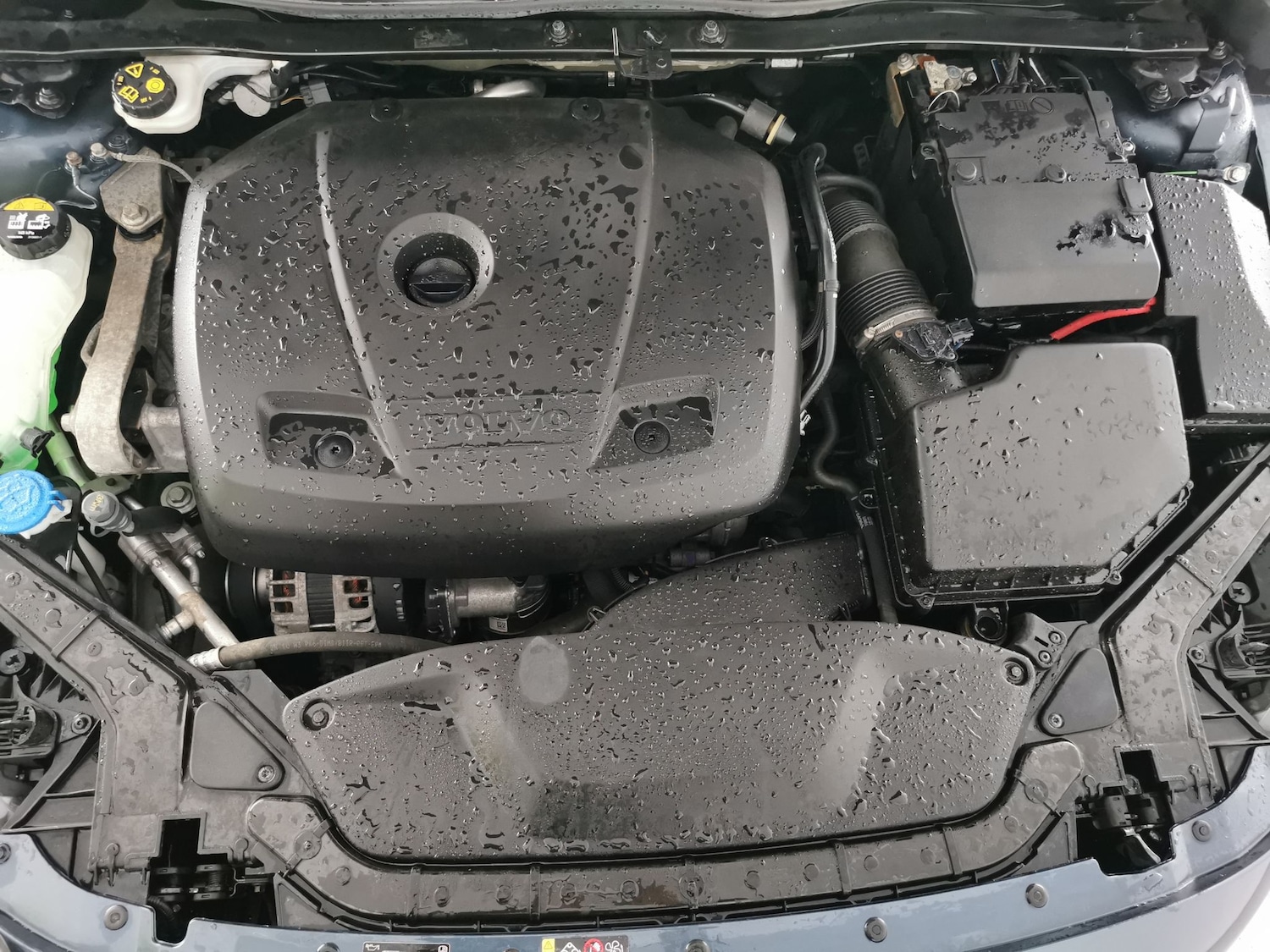 Used Volvo V40 2018 for sale - 77170847: Photo 31